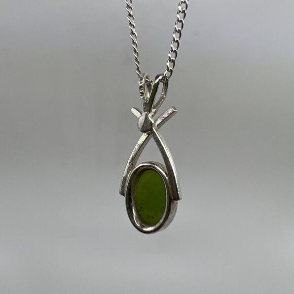 Vintage Sterling Silver & Nephrite Jade Wishbone Pendant 18" Necklace - Picture 2 of 6